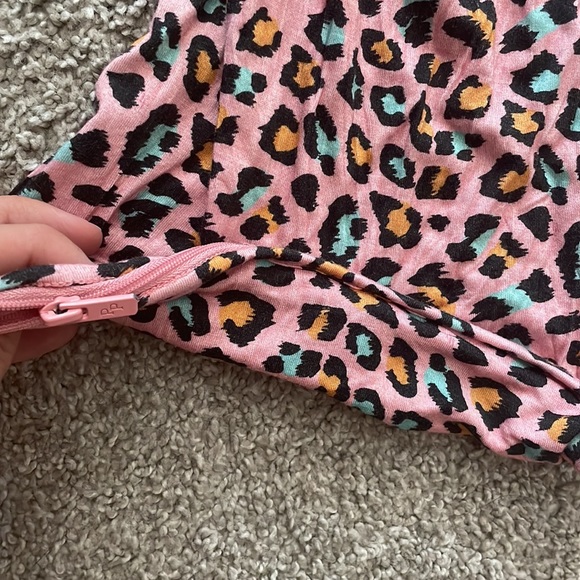 Posh peanut mommy & me robe set. Pink animal leopard print bamboo. GUC - Picture 3 of 4